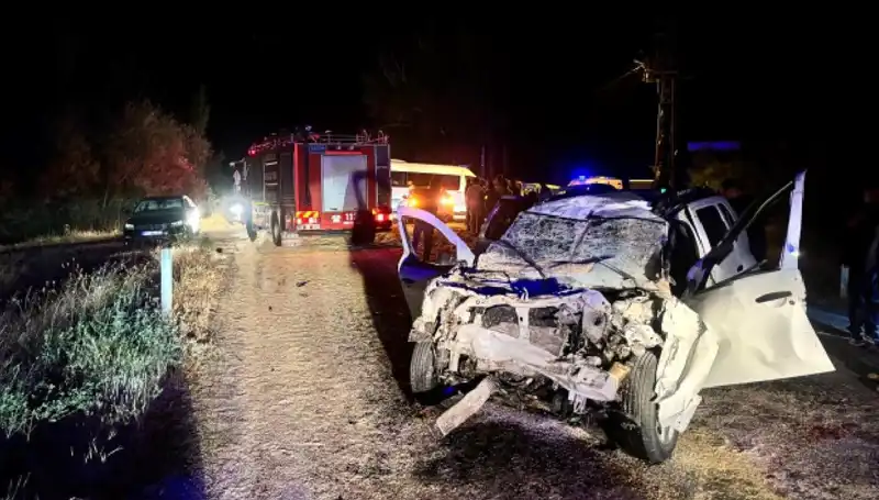 Ciple Traktör Çarpışması: 5 Yaralı, Olayın Ardındaki Sebepler Neler?