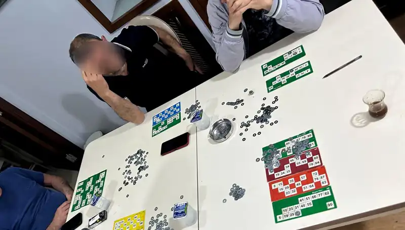 TikTok Canlı Yayınına Gelen Polis Baskını: 22 Kişi Suçüstü Yakalandı