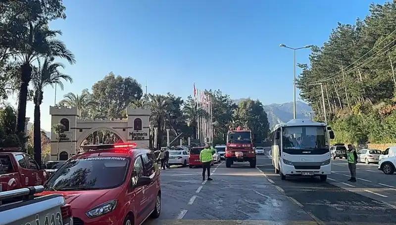 Muğla’da Beş Yıldızlı Otelde Korkutan Yangın: Tatilciler Panik İçinde Kaçtı