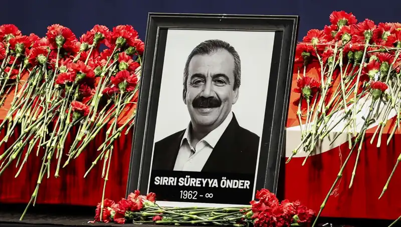 Meclis’te Sırrı Süreyya Önder’i Anma Töreni: Hatıralar Yeniden Canlandı
