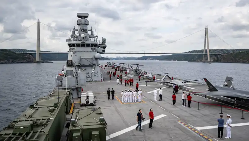 TCG Anadolu, Sarayburnu'ndan Tarihi Bir Görevle Ayrılıyor
