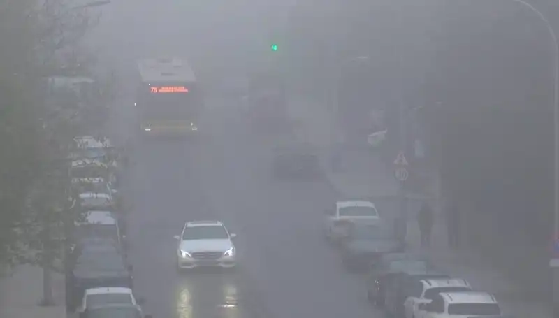İstanbul'da Yoğun Sis Ulaşımı Olumsuz Etkiledi: Hayat Durdum Anlarına Dikkat!