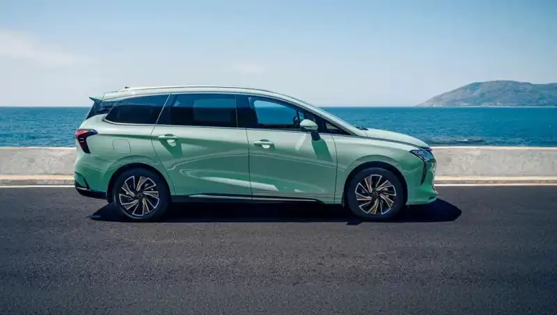 Türkiye'de Yeni Dönem: Forthing Otomobili ile Tanışın