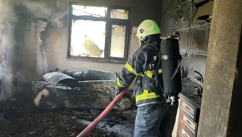 Yangın, Mutfağı Kül Etti: Alevler Evde Korku Dolu Anlar Yaşattı