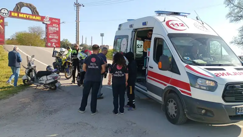 Edirne'de Motosiklet Kazası: Genç Hayatını Kaybetti