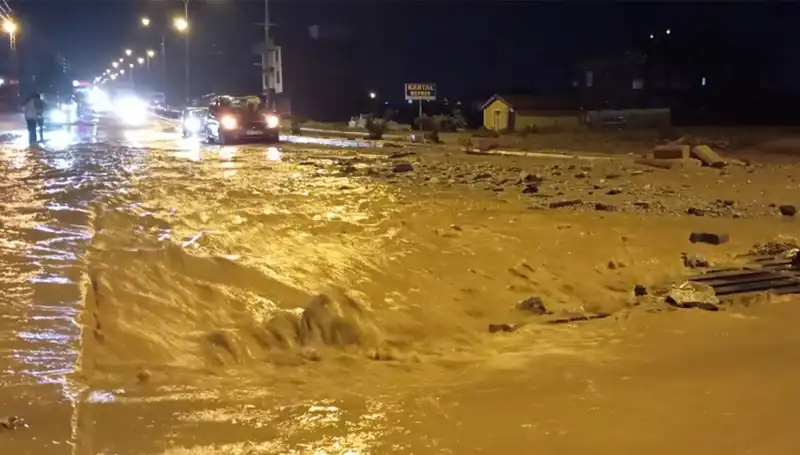 Konya ve Ankara'yı Vuran Sel: Zararlar ve Kurtarma Çalışmaları