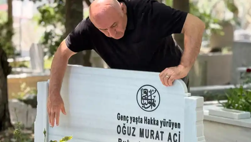 Aci ailesinin Babalar Günü'nde yaşadığı hüzün dolu anlar