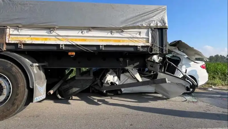 Sakarya’da Feci Kaza: Gözüyaşlı Aileyi Kıran Tragedi