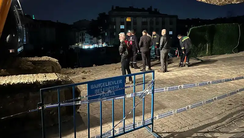 İstanbul'da İnşaat Çalışmalarında Yıkıcı Yol Çökmesi: Olayın Ayrıntıları