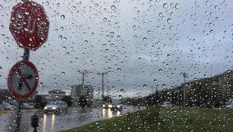Meteoroloji'den 20 İlin Sıcaklık Düşüşü ve Sağanak Yağış Uyarısı