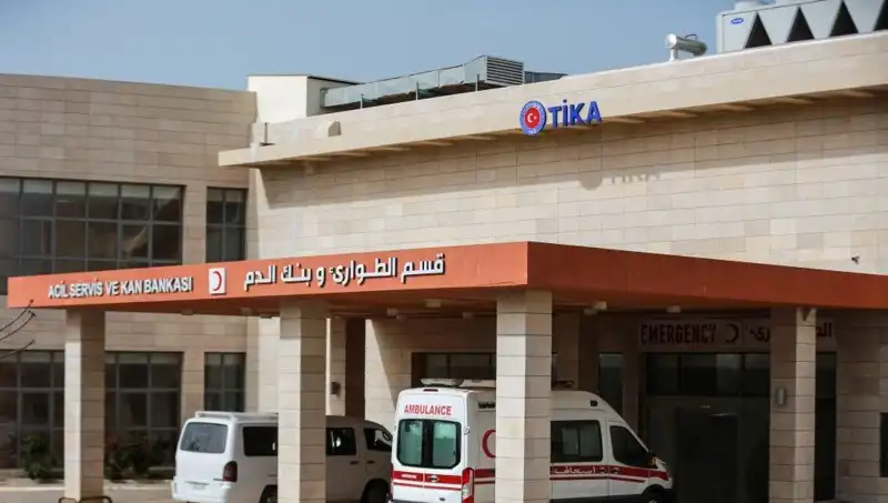 İsrail Ordusu, Filistin-Türkiye Dostluk Hastanesi’ni Hedef Aldı: Uluslararası Tepkiler Büyüyor