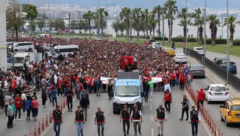 İzmir’de Grev Krizi: Dördüncü Günde Tansiyon Artıyor!