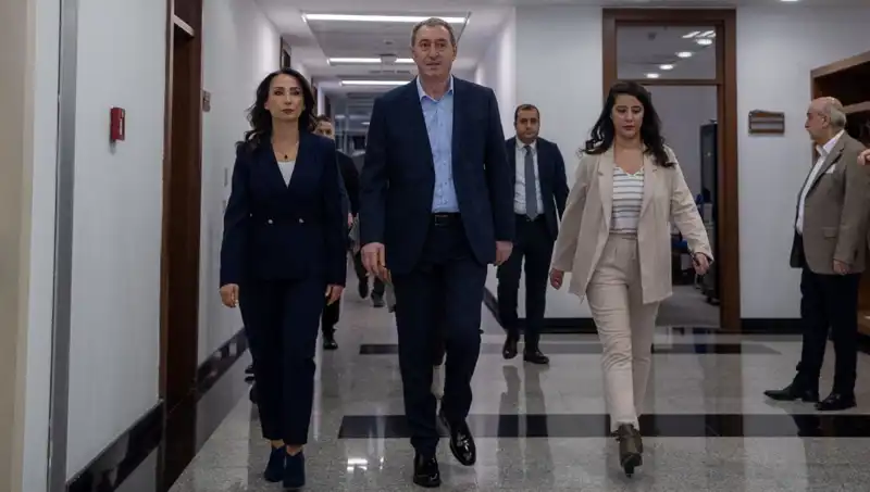DEM Parti Heyetinin Siyasi Partilerle Görüşmesi: Bugün İki Önemli Toplantı Gerçekleşiyor
