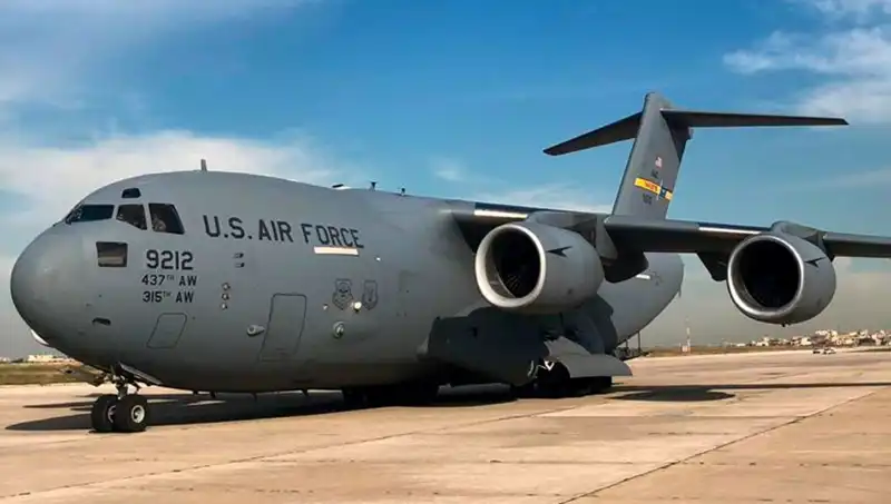 Pentagon'un Askeri Faaliyetleri: Lübnan'a Saldırı Uçağı, Norveç'e Helikopter Gönderimi