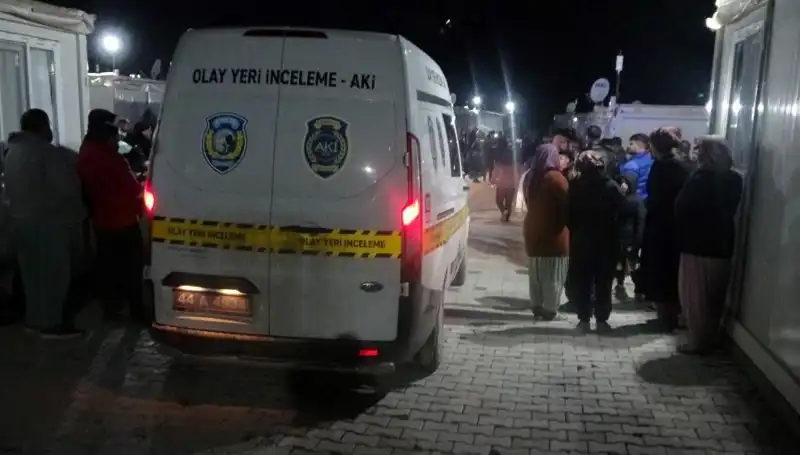 Husumet Kana Bulandı: Silahlı Kavga Gözleri Yapıştırdı