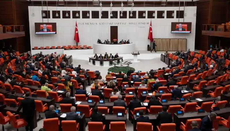 Türkiye'de 10. Yargı Paketi Tarihe Geçti: İşte Detaylar