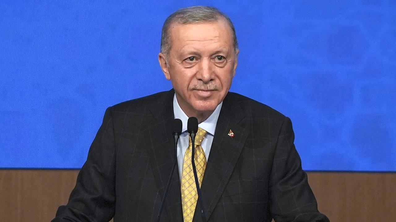 Cumhurbaşkanı Erdoğan: Deprem Bölgelerindeki Konutlar Yıl Sonunda Teslim Edilecek