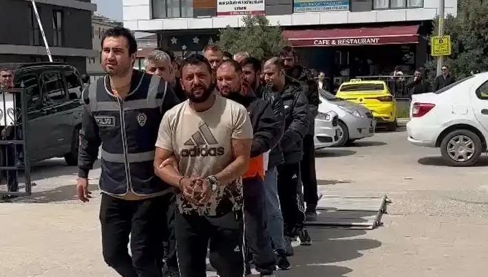 Edirne'de Gerçekleşen Koordineli Operasyonda Yedi Firari Suçlu Yakalandı